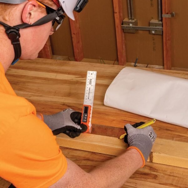 Klein Tools 935DAF Digital Angle Finder, Precision Measurements, Miter Saw Protractor Angle Calculation and Portable Design 9 61VzT5mRcoL. AC SL1000