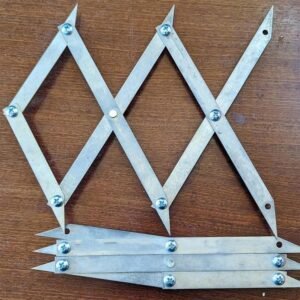 Picket Master Pro 3 Point Center Finder for Precise Measurements,Center Point Finder, Center Finding Tool,Equidistant Measuring Tool,Wood Working Welding Precise Center Finding - Image 8