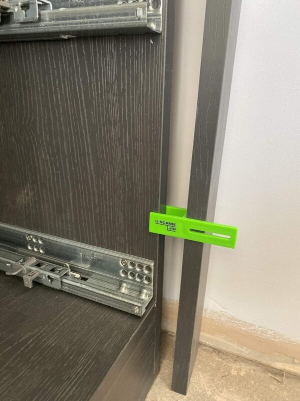 u-scribe jig 18mm (11/16") Set of 3 Woodwork & Carpentry Jigs - Makes Scribing Fillers, Toe Kicks and Ceiling Scribes easy, ideal for Carpenters, Joinery, Furniture and Cabinet Installing 5 91cpPRERCDL. AC SL1500