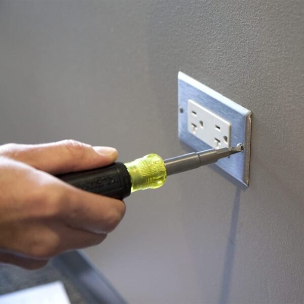 Klein Tools 80019 Tool Set, Multi-Bit Screwdriver and Nut Driver Tool Kit, 30 Different Industrial Strength Bits and Sizes, 4-Piece 4 51kxErHQdzL. AC SL1000