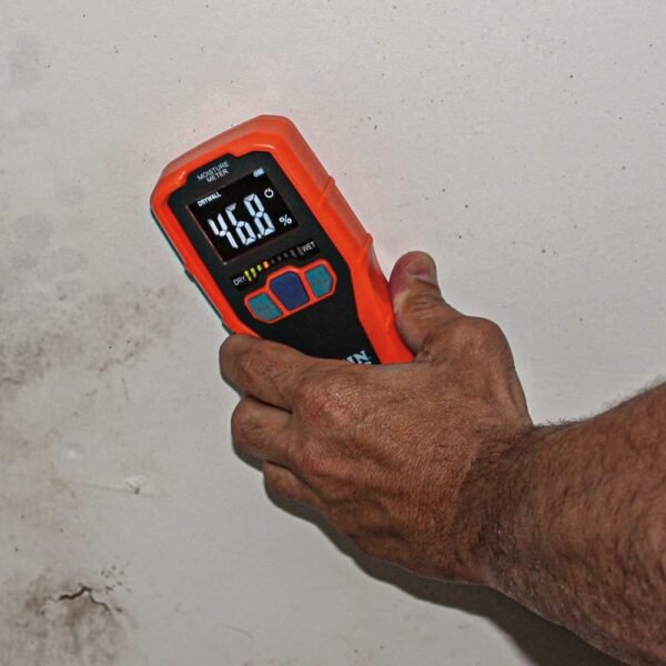 Klein Tools ET140 Pinless Moisture Meter for Non-Destructive Moisture Detection in Drywall, Wood, and Masonry; Detects up to 3/4-Inch Below Surface 10 61WCmrqs8VL. SL1000