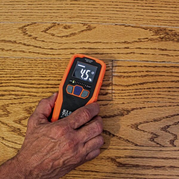 Klein Tools ET140 Pinless Moisture Meter for Non-Destructive Moisture Detection in Drywall, Wood, and Masonry; Detects up to 3/4-Inch Below Surface 11 714QokeaCrL. SL1000