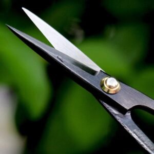 Wazakura Japanese Bonsai Tool Kit Made in Japan - Satsuki Scissors 7inch(180mm) + Concave Branch Cutter 8inch(200mm) Gift Box Set - Image 8